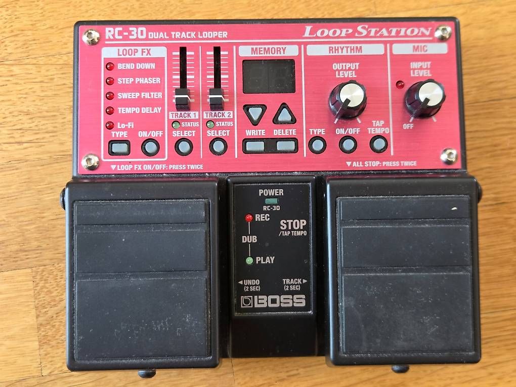 Instruments de musique: Boss RC-30 Loop Station  looper double piste – D'occasion à Lausanne par rga_kk67