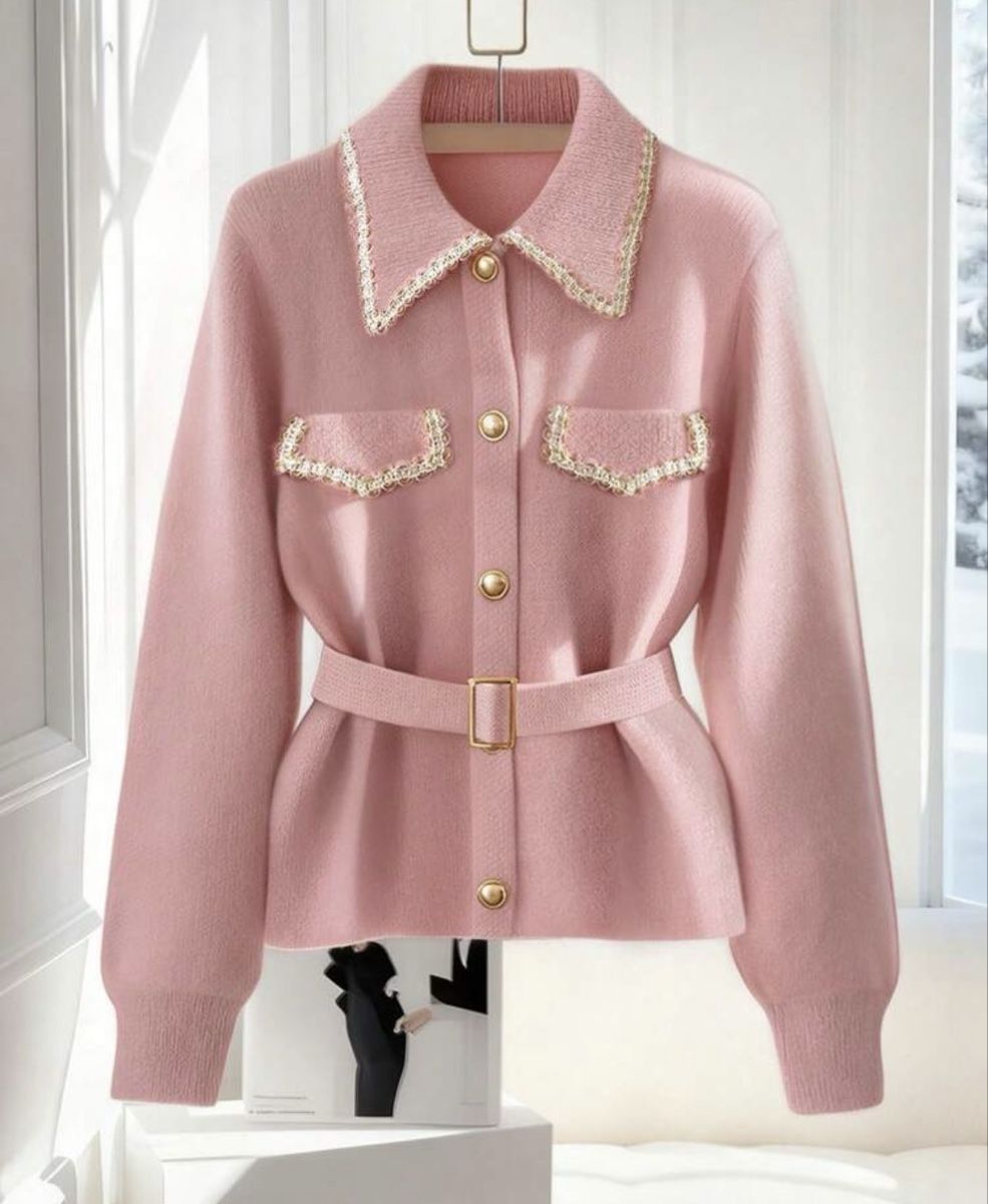 Gilets & Westen: Cardigan – Neu und originalverpackt aus Châtel-St-Denis von Montclair_Swiss