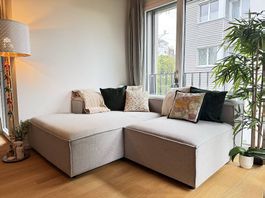 Modernes modulares Ecksofa Beliani APRICA - hellgrau
