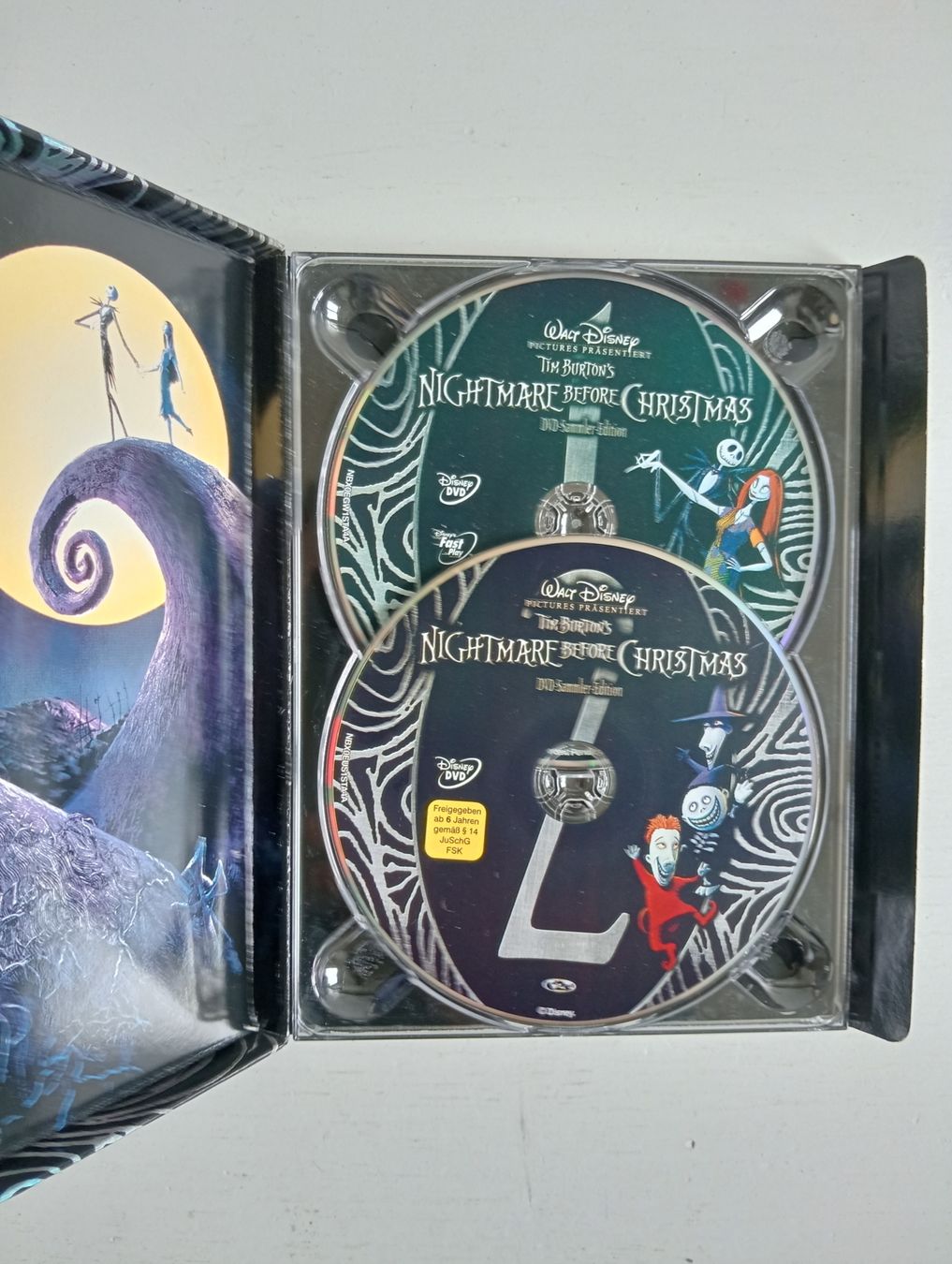 Tutti i DVDs: Nightmare Before Christmas 2-Disc Collector's Edition DVD! – Usato da Allschwil venduto da Evgeniia78 1