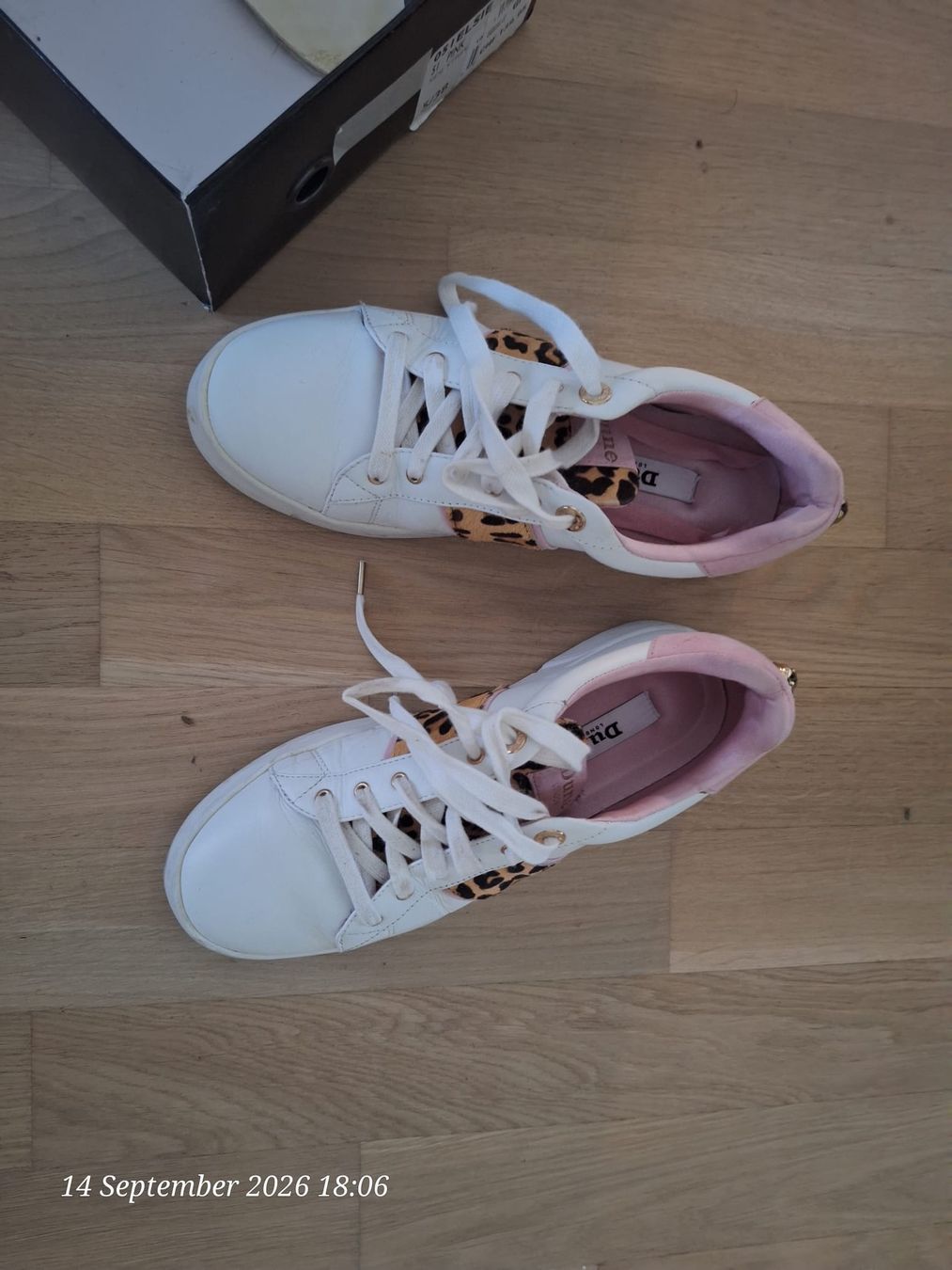 Dune London Scarpe da donna: Dune sneakers  – Usato da Marin-Epagnier venduto da spok