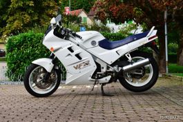 Honda VFR 750 F – 1988 – Komplett Original – Veteranenstatus