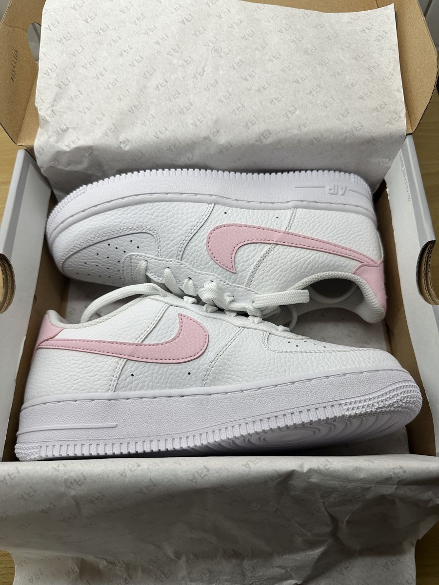 Nike Scarpe da donna: Nike Air Force 1, Weiss/Rosa, Neu! – Nuovo e nell'imballaggio originale da Richterswil venduto da Tamtamgirl2