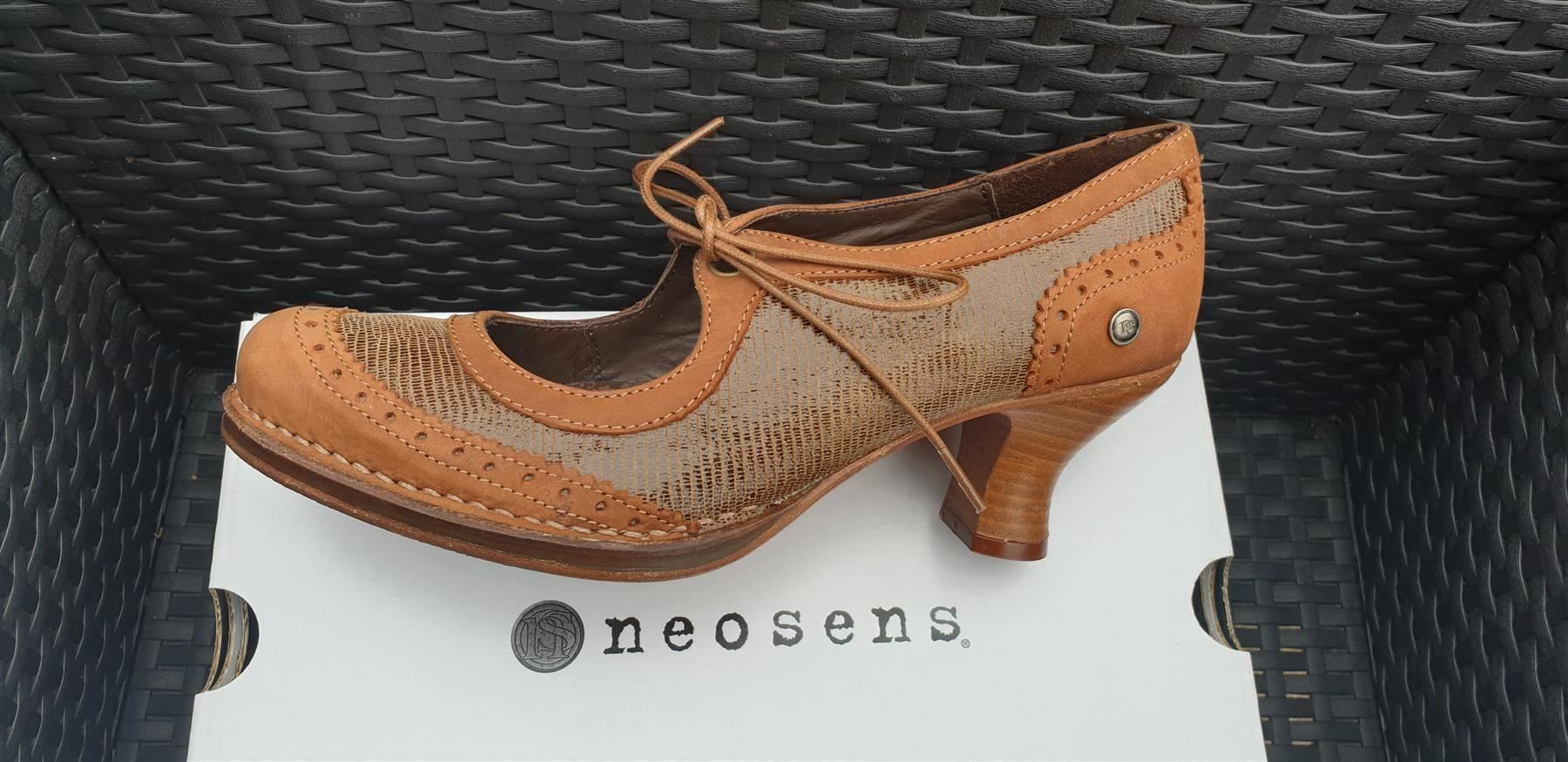 Neosens Scarpe da donna: NEOSENS Pumps Rococo 41 NP 205Fr(757)GOB – Nuovo e nell'imballaggio originale da Buttwil venduto da passion-for-shoes 2