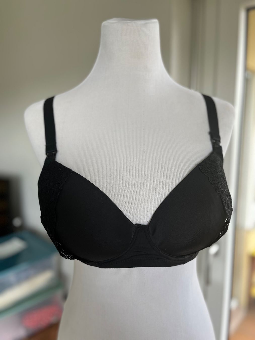 Altra biancheria intima: Still-BH mit Spitze – Usato da Ostermundigen venduto da ser_cg8z 1