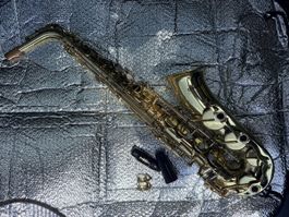 Yamaha YAS 32 Purple Logo Alto Saxophone  