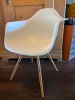 ORIGINAL VITRA EAMES PLASTIC ARM CHAIR STUHL TOP DESIGN
