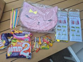 Pinata mit Inhalt und Deko