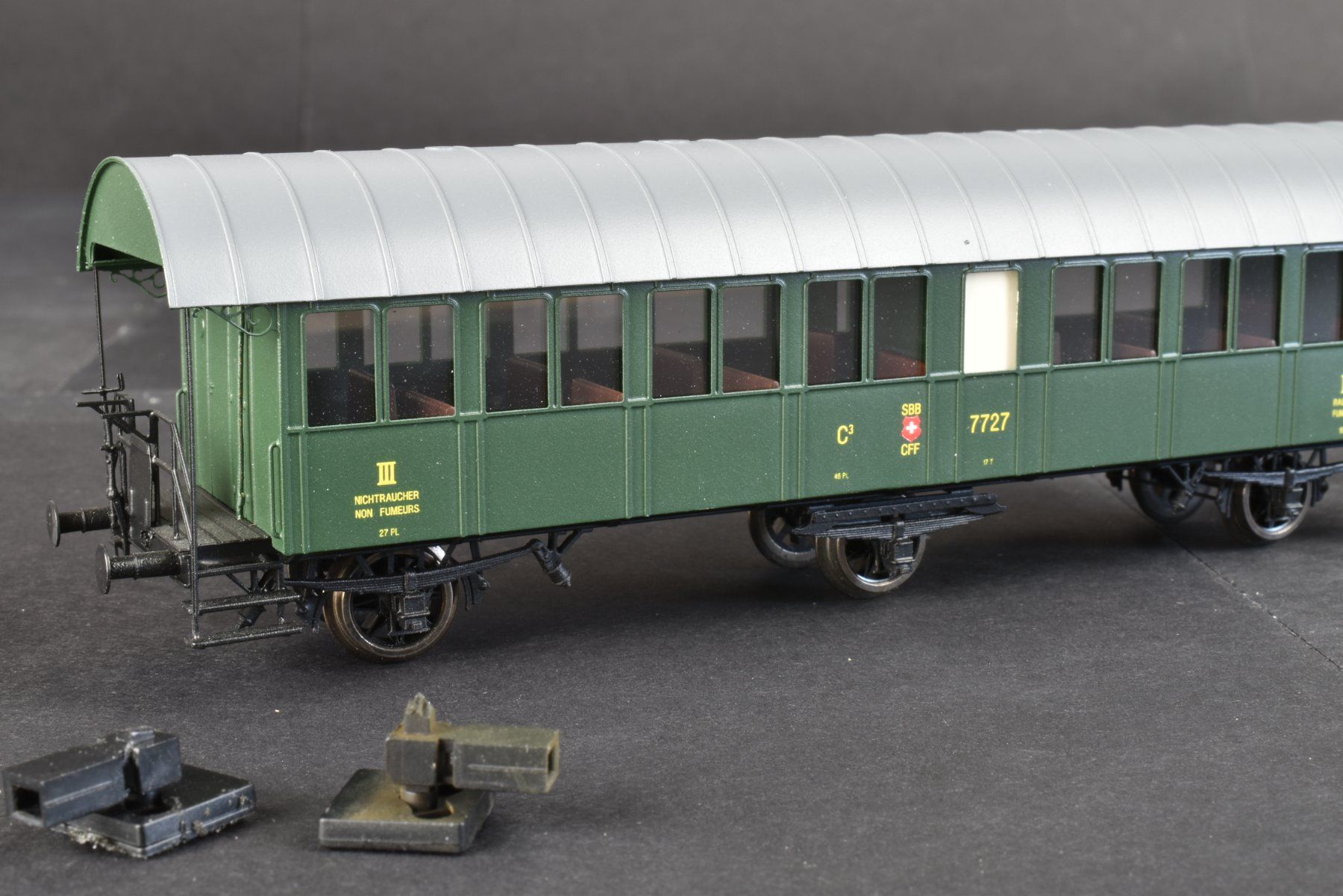 Born Modellini di ferrovie: Born SBB Historischer Wagen C3 7727 – Nuovo (secondo la descrizione) da La Chaux-de-Fonds venduto da S6rp 4