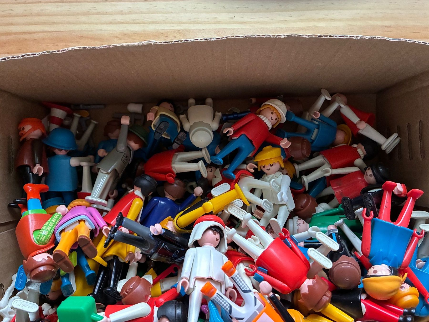 Playmobil Spielzeuge: Playmobil Figuren alt – Gebraucht aus Reigoldswil von Frog40 3