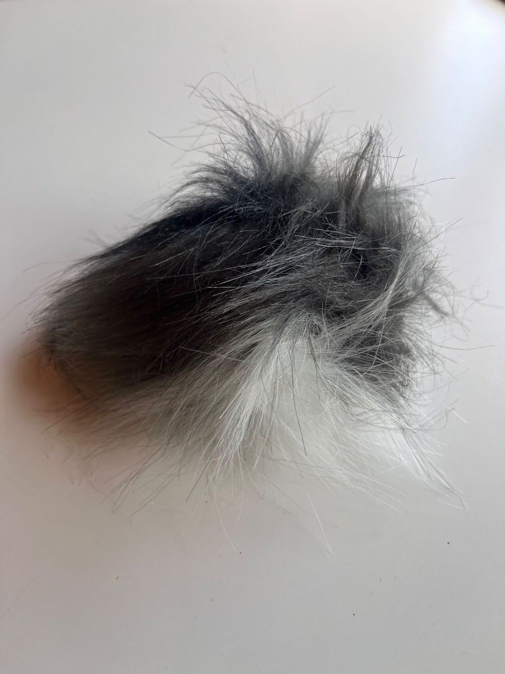 Pro Lana Lana: Kunstfell Pompon Pro Lana – Nuovo e nell'imballaggio originale da Büsserach venduto da bor_s88m 1
