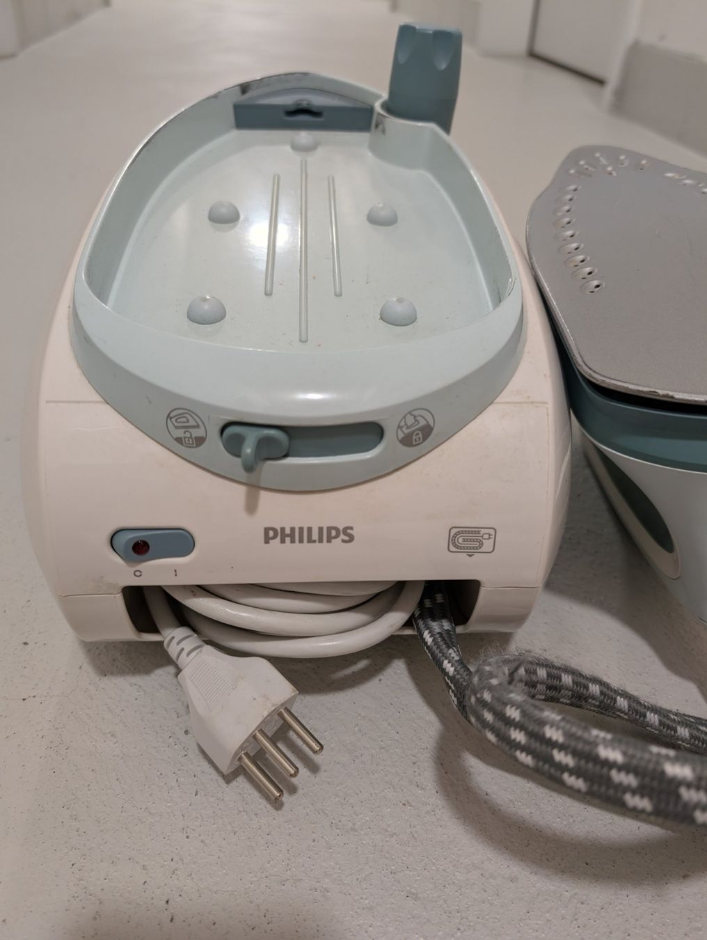 Philips Fers à repasser: Dampfbügeleisen – D'occasion à Wetzikon ZH par ste_6lgz 3