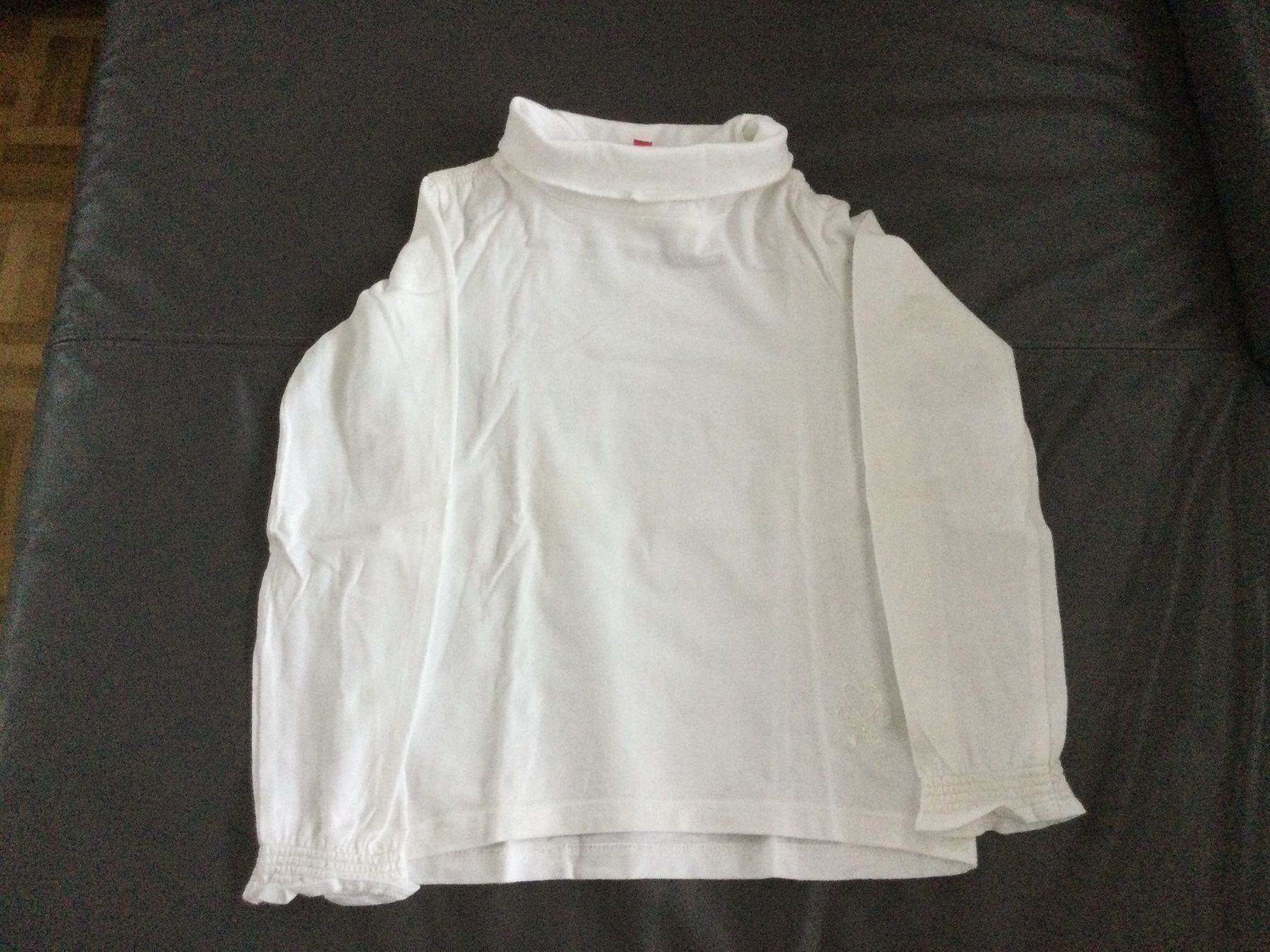 Camicette, T-shirt & Top: Schöner Langarmshirt – Usato da Horw venduto da Benny017