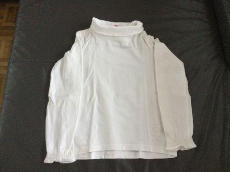 Schöner Langarmshirt