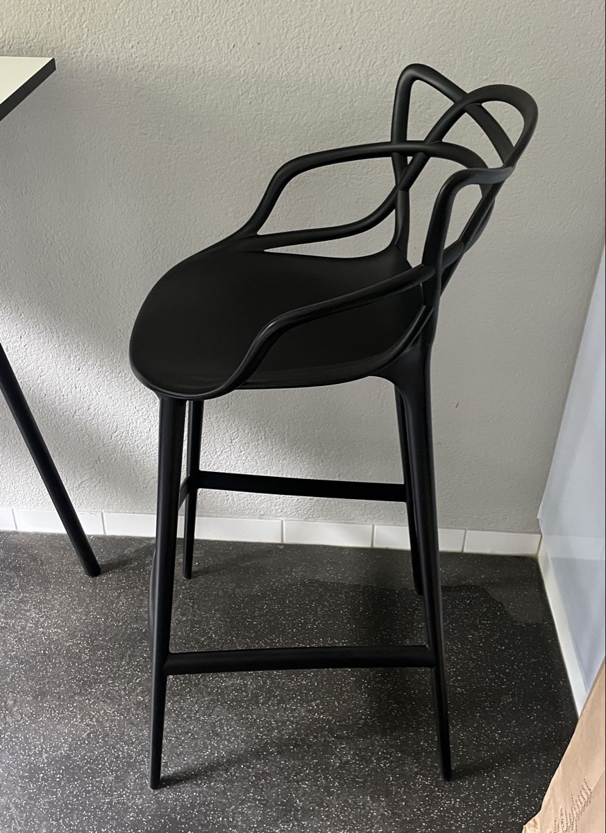 Set di tavolo e panche: Designer Bar-Tischset mit 2 Designer Stühlen – Usato da Zürich venduto da leanfu_ 2