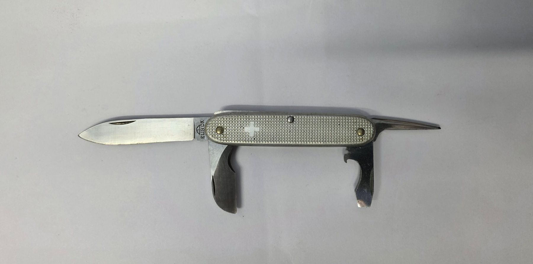 Victorinox Coltelli tascabile: Victorinox Elinox Taschenmesser – Usato da Zürich venduto da spin23