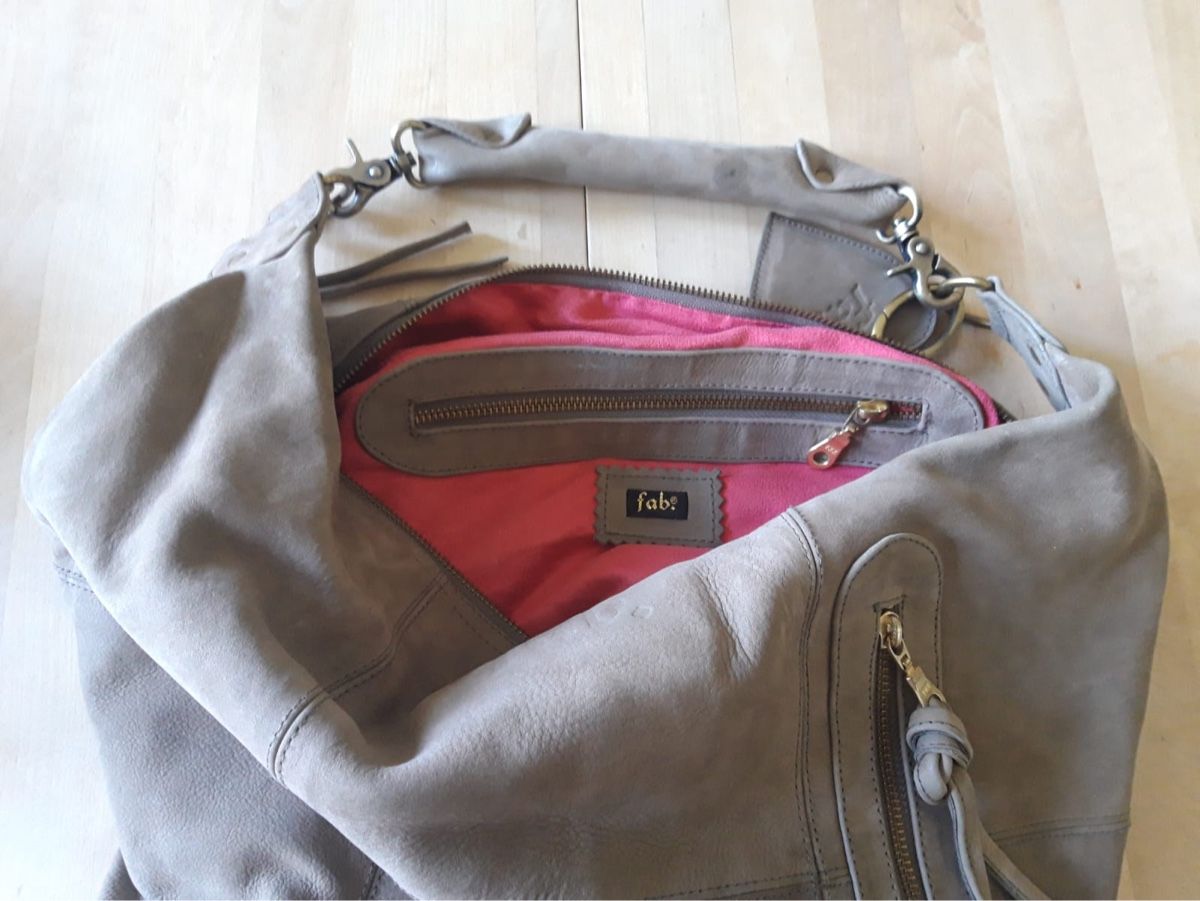Taschen für Damen: ‘Fab’ Handtasche – Gebraucht aus Zürich von zac_bs6l 1