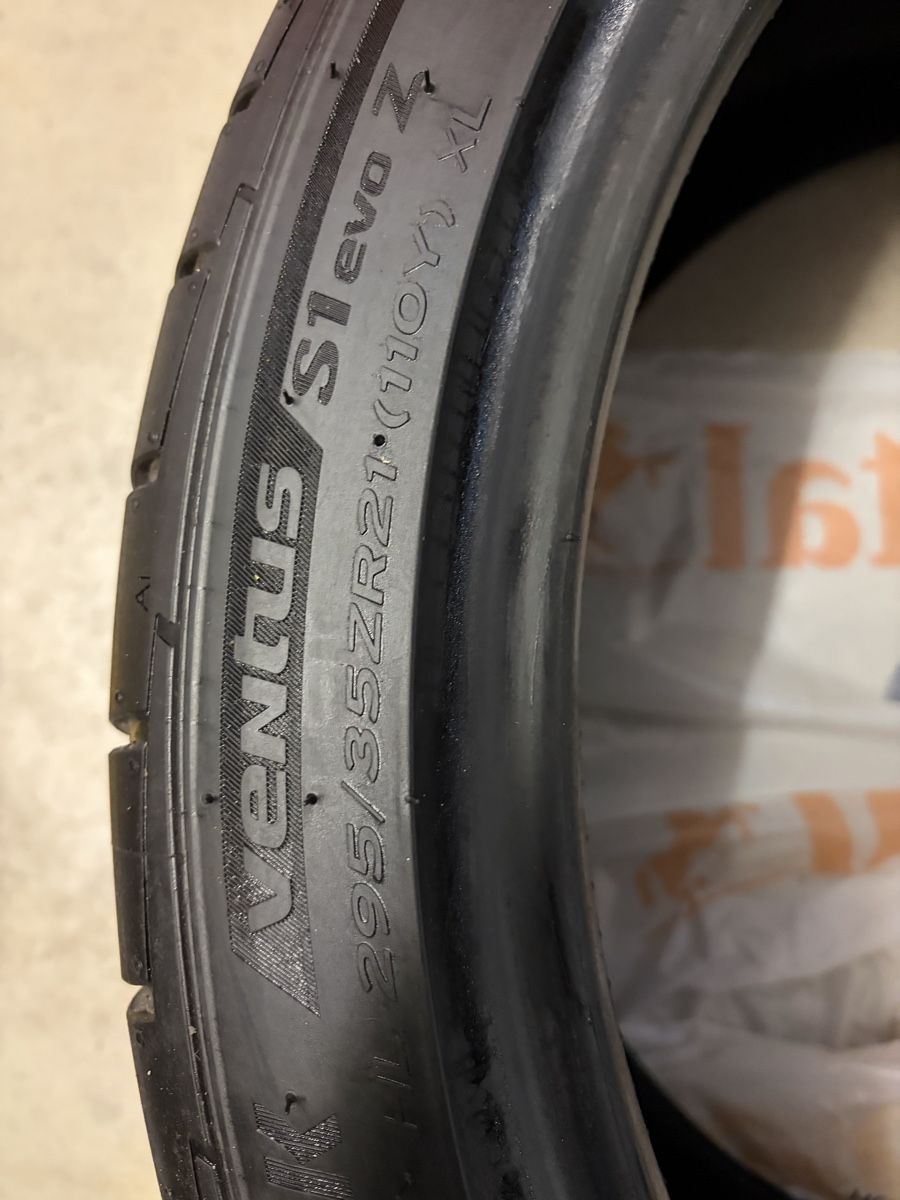 Pneumatici & Ruote complete: Hankook Ventus 295/35 R21 – Usato da Root venduto da 156500 1