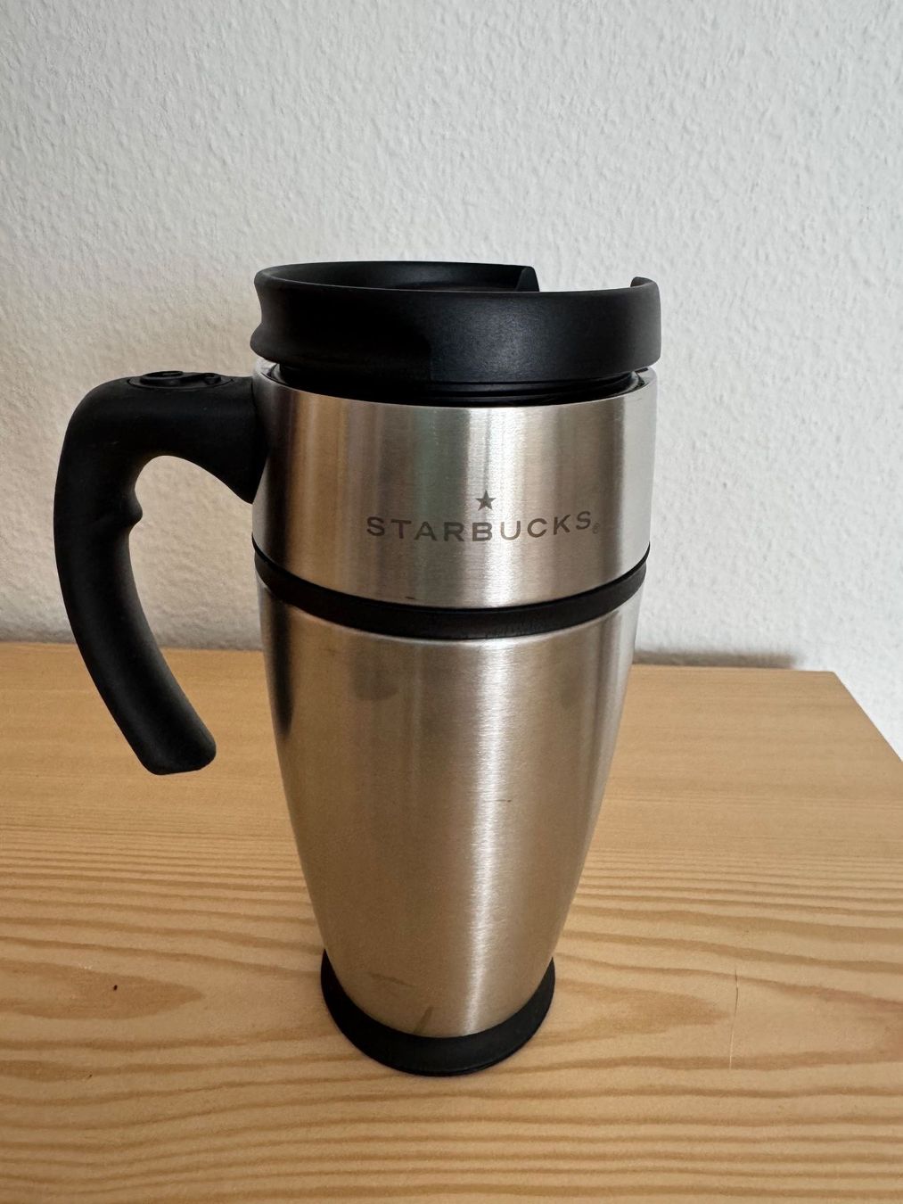 Starbucks Tazze: Starbucks Thermobecher Edelstahl matt . – Usato da Horgen venduto da Hotrova448 1
