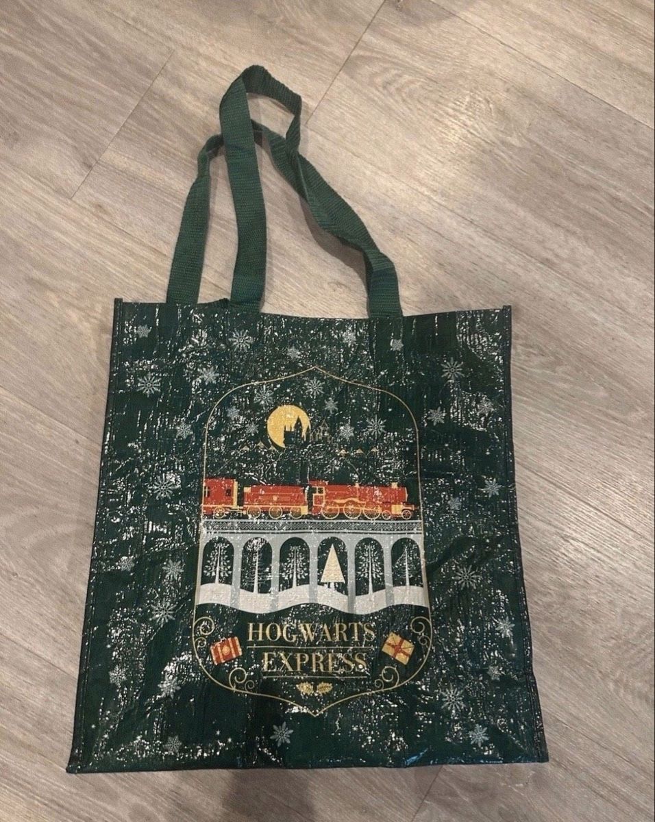 Borse: Harry Potter Warner Bros Studios Tour Hogwarts Tüte – Usato da Balgach venduto da ren_xy57