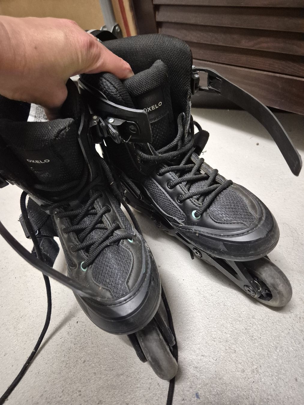 Decathlon Pattini in linea & Pattini a rotelle: Oxelo Inline Skates Black Used Condition  – Usato da Lenzburg venduto da DobrzynM