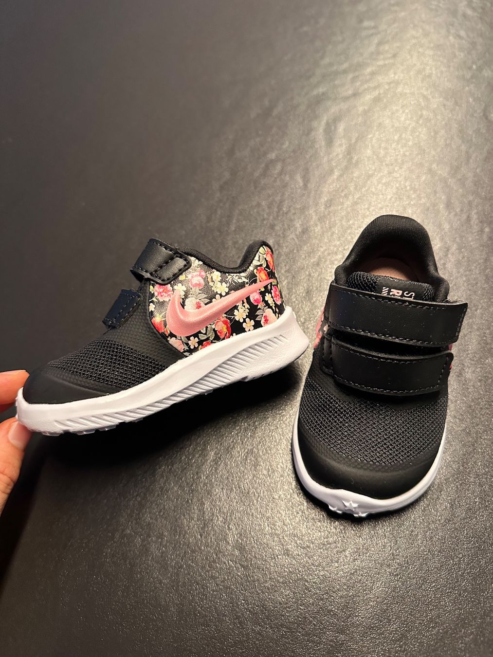Nike Scarpe per ragazze: Nike Star Runner Babyschuh NEU Gr. 18.5 – Nuovo e nell'imballaggio originale da Bern venduto da sarapha