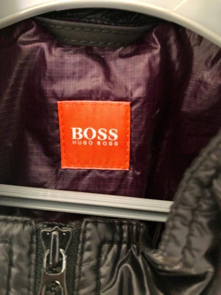 Hugo Boss Completi: Hugo Boss sakko – Usato da Schlieren venduto da Sunshines 5