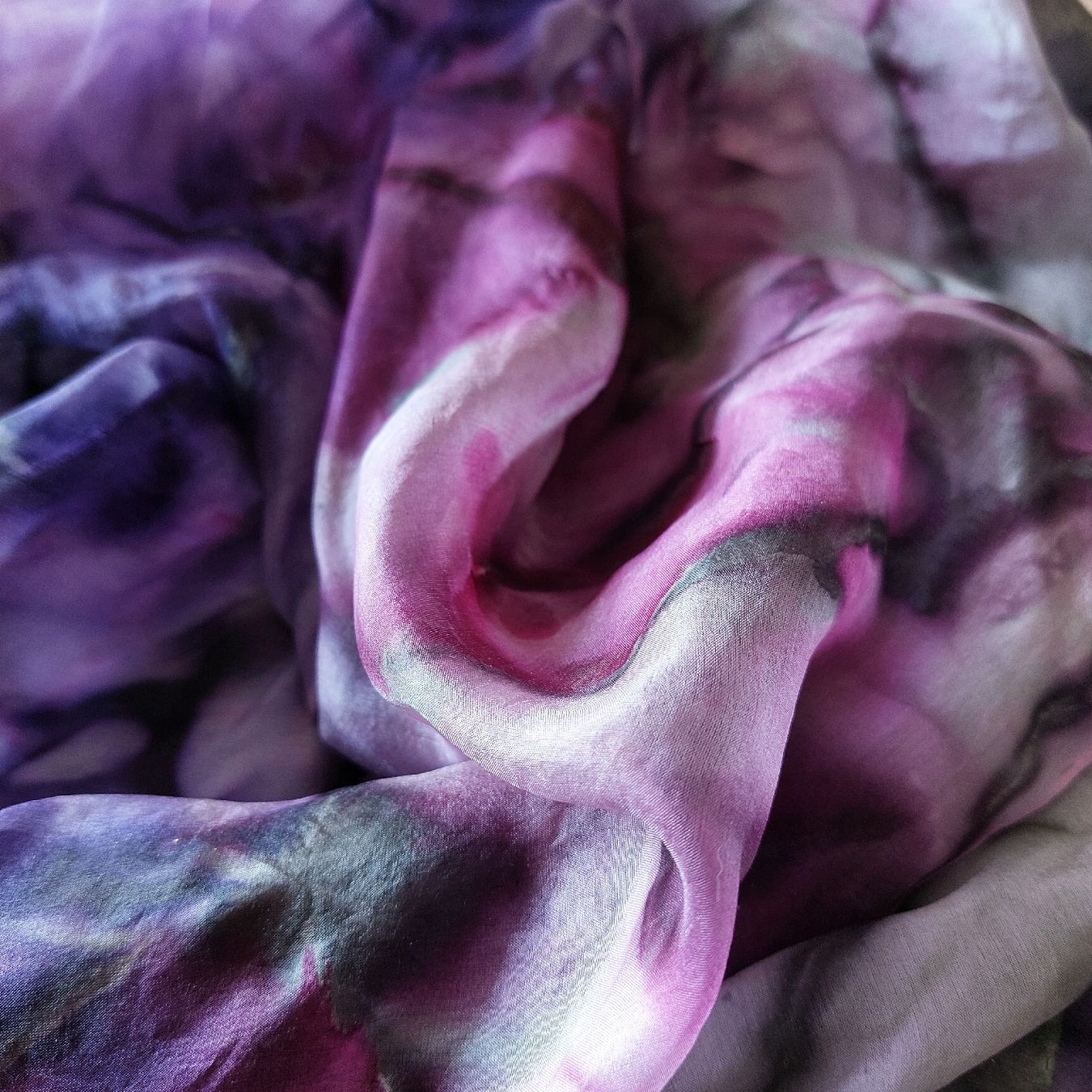 Foulards, Tücher & Schals: Leichtes Tuch, 100% Seide, Batik, Pink/Violett – Neu (gemäss Beschreibung) aus Frauenfeld von Rolsy 2