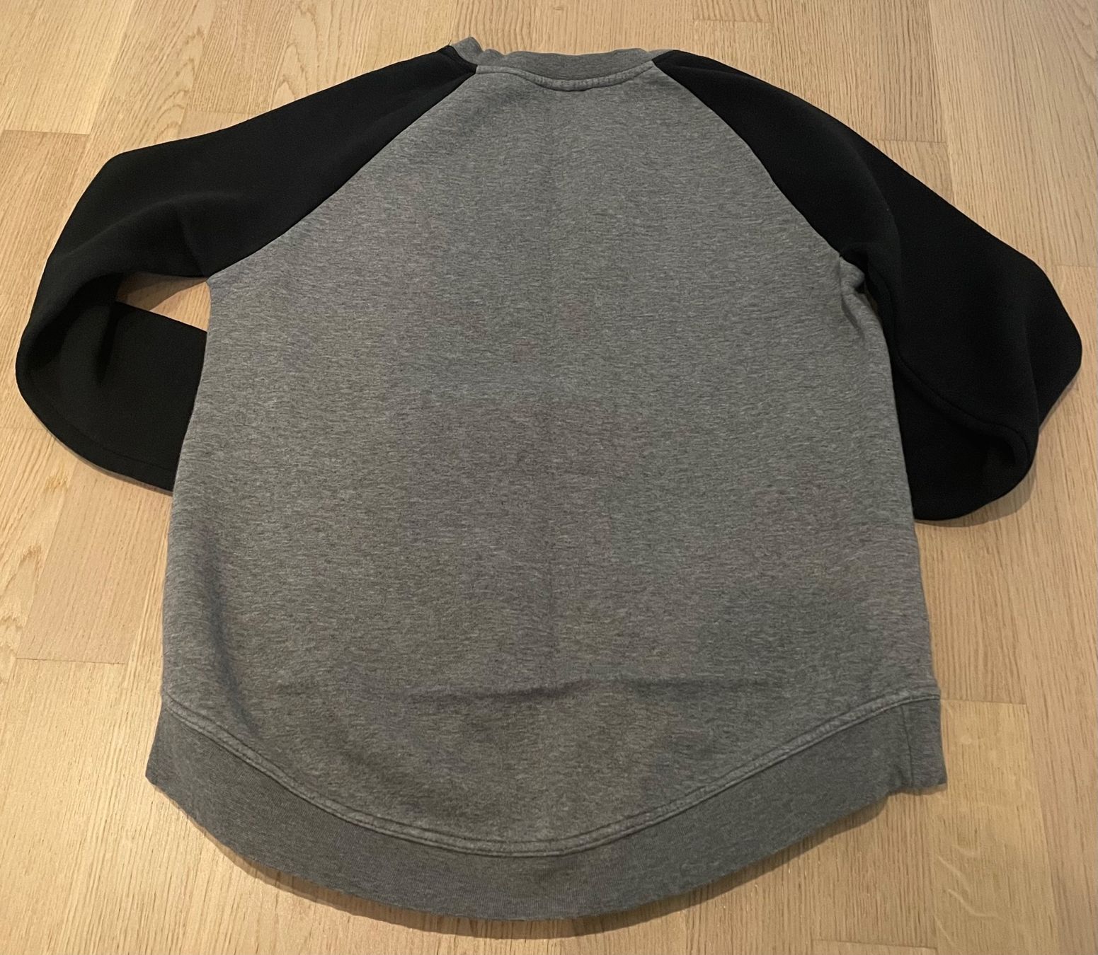 Nike Pullover & Sweatshirts: Sweatshirt - Nike – Gebraucht aus La Chaux-de-Fonds von ju_paol2 1