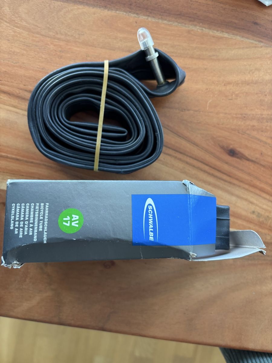 Pneus & Kompletträder: 2x Schwalbe AV17 28" Bicycle Tube – Neu (gemäss Beschreibung) aus Zürich von Megrety 1