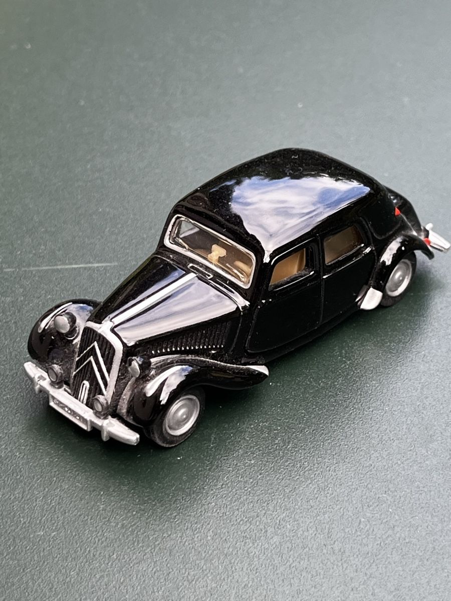 Citroën Modellini d'auto: CITROËN TRACTION  AVANT – Usato da Basel venduto da EdiEberle 1