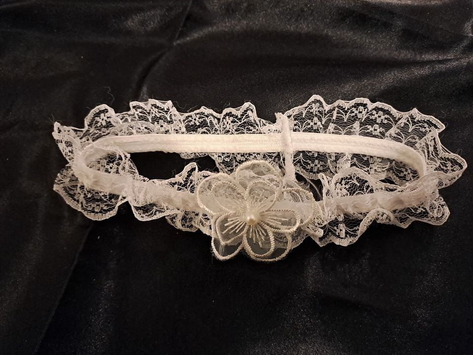 Spitzenstrumpfband Für Braut - Mit Schleifen & Strass Für Hochzeit & Ball