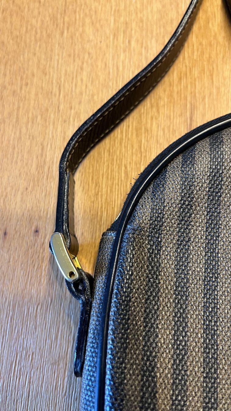 Fendi Borse da donna: Vintage Tasche Fendi – Usato da Roggwil BE venduto da KarotteV 7