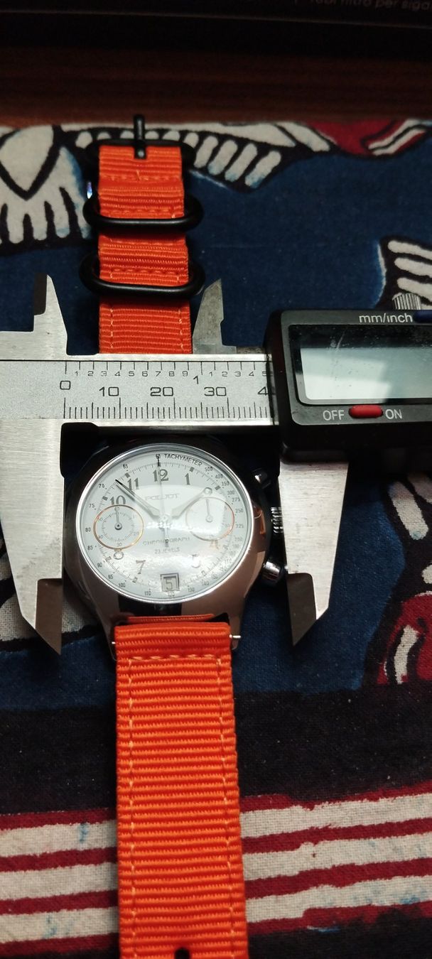 Poljot Orologi: Chronographe poljot Russie – Usato da La Chaux-de-Fonds venduto da jac_9llg 8