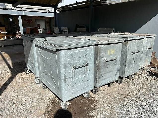 Ochsner Cestini per rifiuti: Container poubelles métal – Usato da chalais venduto da emsystem