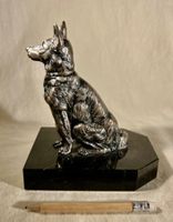 Sculpture de H, MOREAU chien allemand, régule, socle marbre