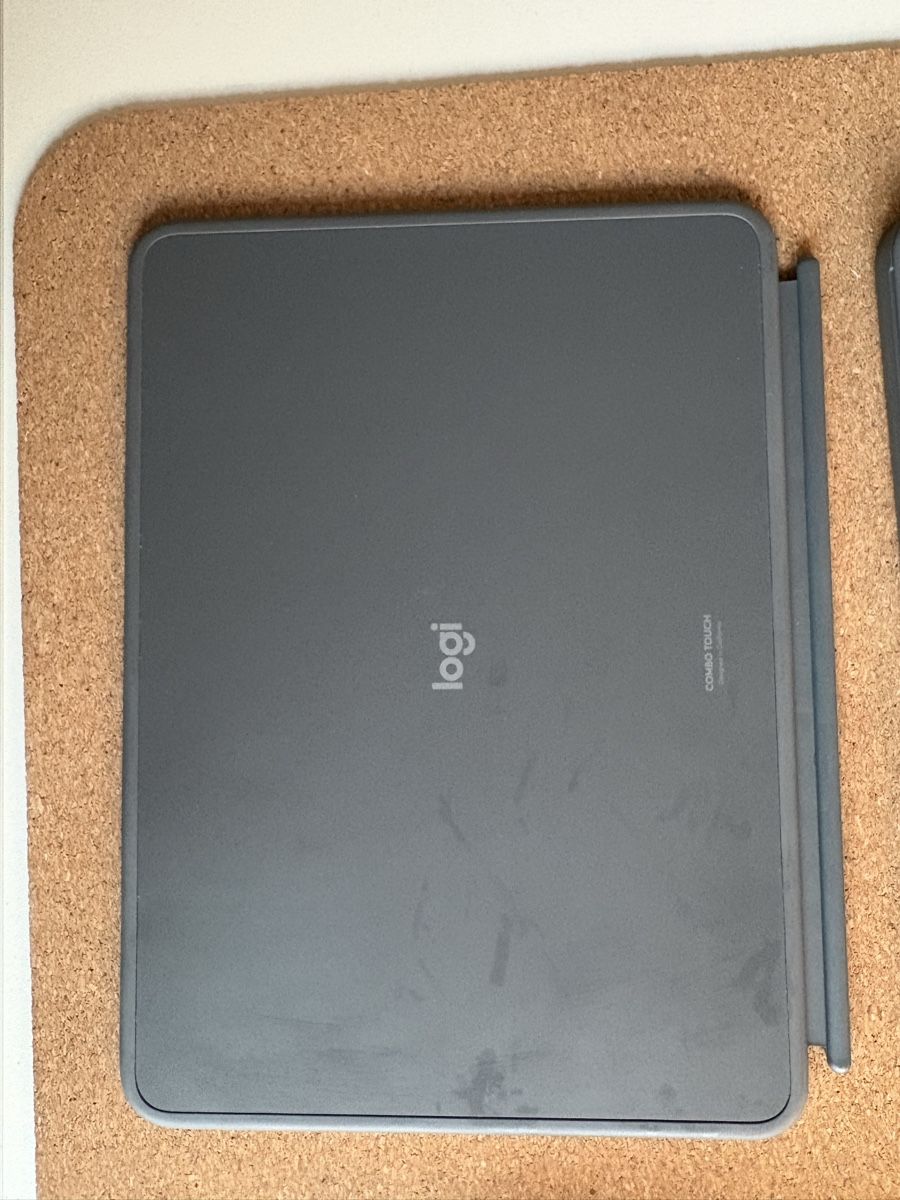 Logitech Tastiere: Logitech COMBO TOUCH Tastatur – Usato da Staad SG venduto da __lealu 6