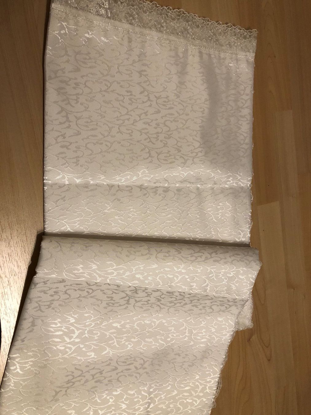 Autre linge de table: Tischtuch weiss – Neuf avec emballage d'origine à Buchrain par Sisi83