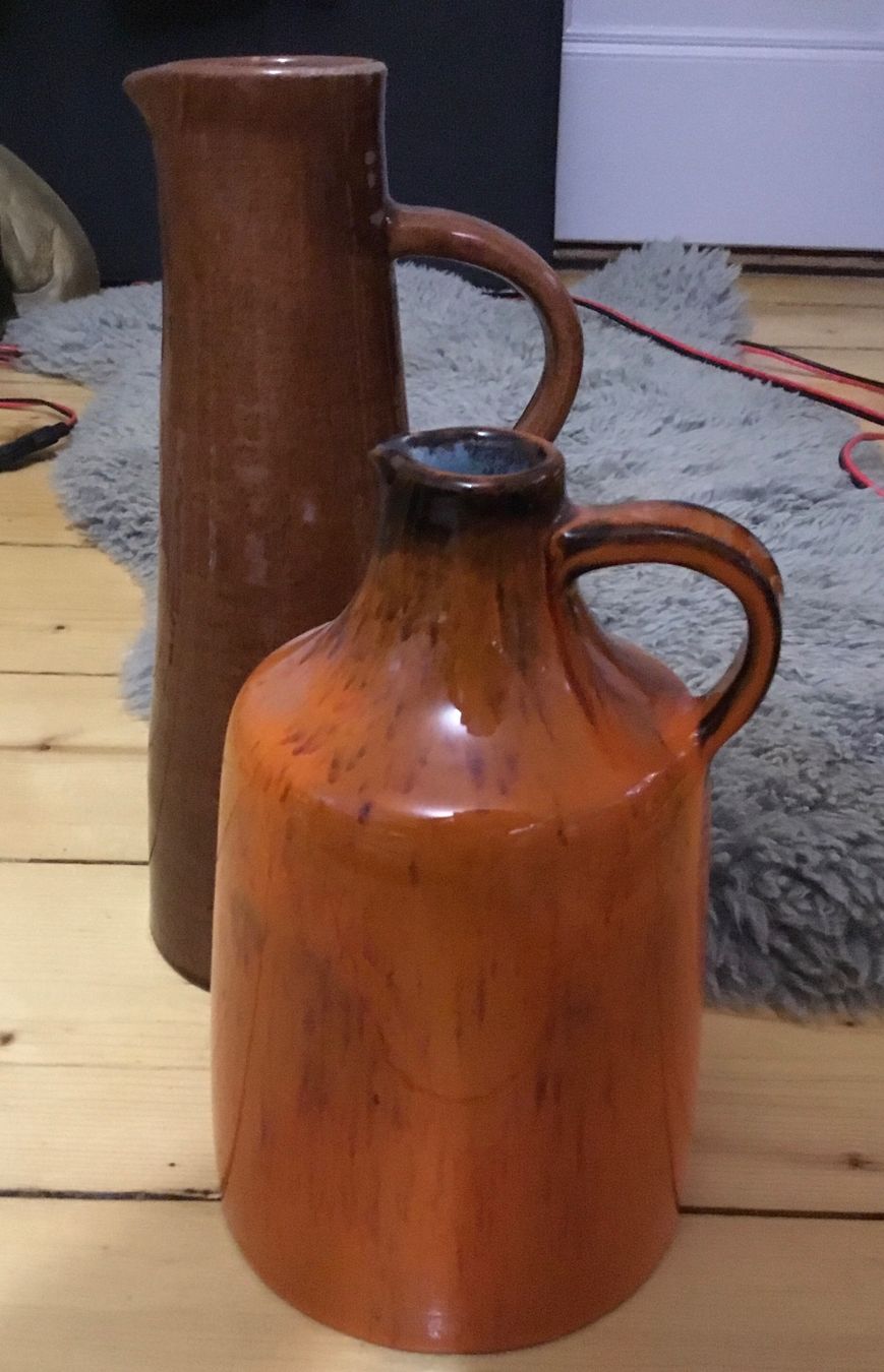 Caraffe: 2 Vintage Keramik Krüge 60er – Usato da Schlieren venduto da Jeajet