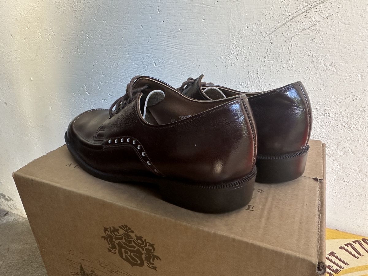Scarpe per ragazzi: Schnürschuhe Kinder, braun, Grösse 31 – Usato da St. Gallen venduto da kschaellibaum 1