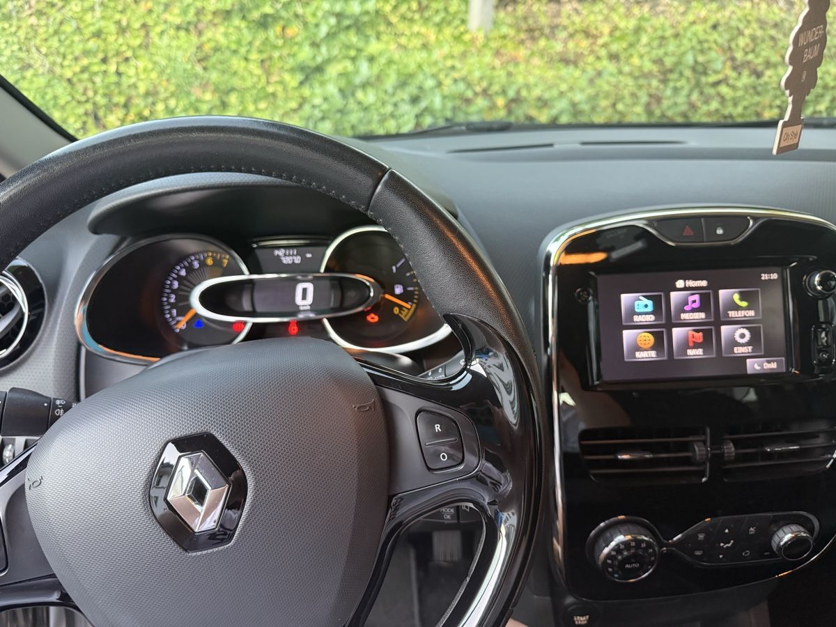 Renault Autos: RENAULT Clio 90 – D'occasion à Holderbank AG par CH-Holderbank 4