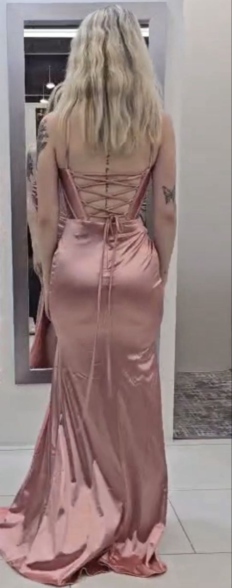 Vestiti: Abend-/Ballkleid in Rosé – Nuovo (secondo la descrizione) da seon venduto da vikii._1 1