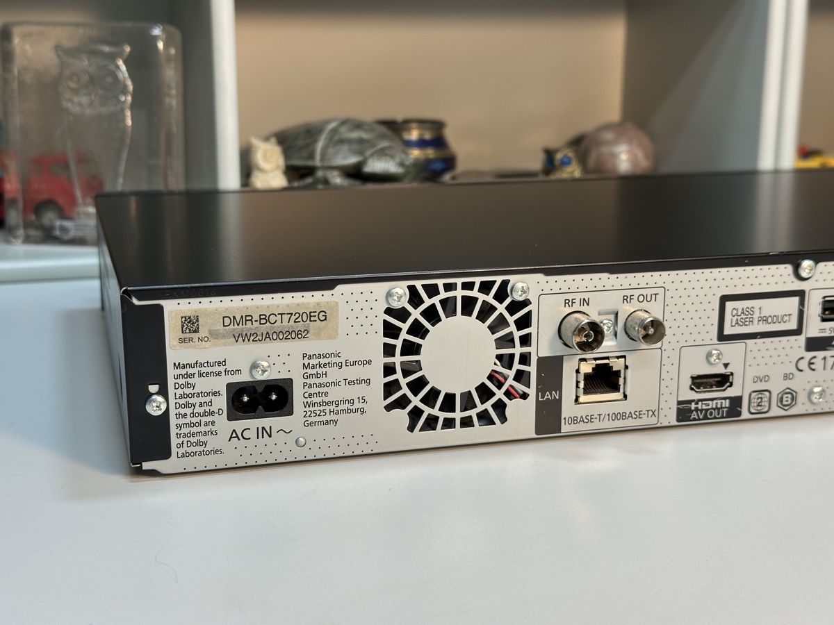 Panasonic Registratori: Blu-Ray Recorder Panasonic DMR-BCT720 DVB-C – Usato da Wädenswil venduto da HobbyZimmer 7