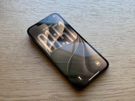 Apple iPhone 14 128 GB Schwarz – Akku 100% – Wie Neu