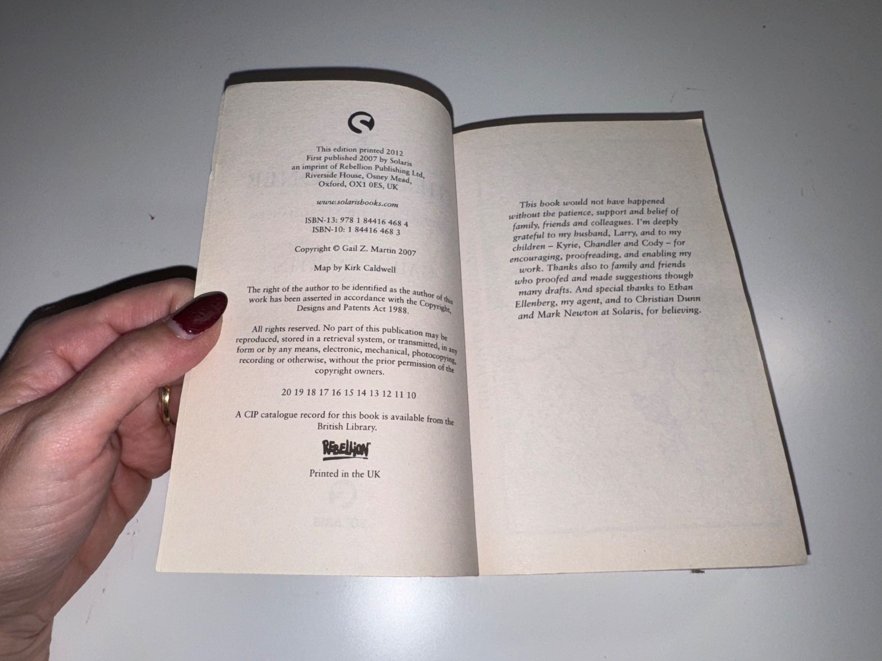 Libri: NOVEL: Gail Z. Martin, The summoner – Usato da Grosswangen venduto da English_books 2