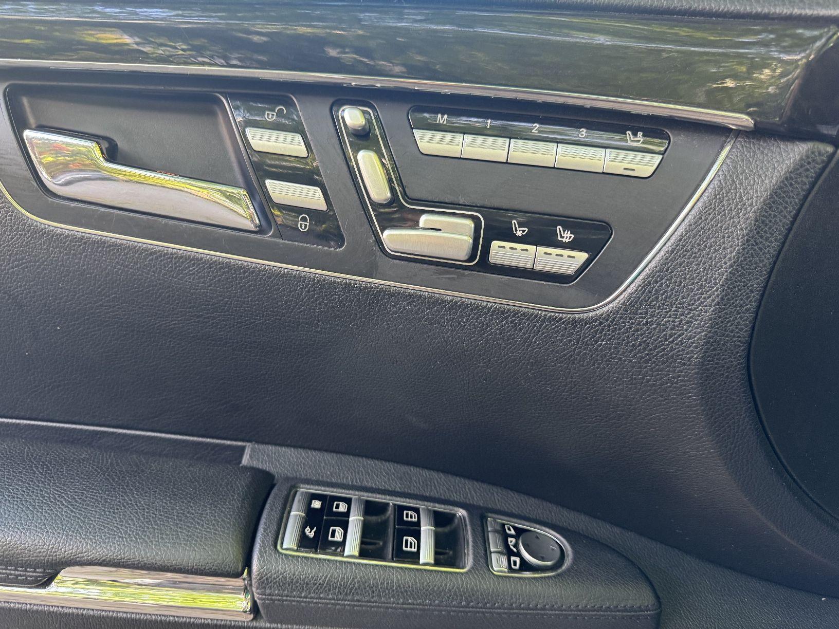 Mercedes-Benz Automobili: Mercedes S 350 2012 Benzin  – Usato da Meyrin venduto da ghalib 7