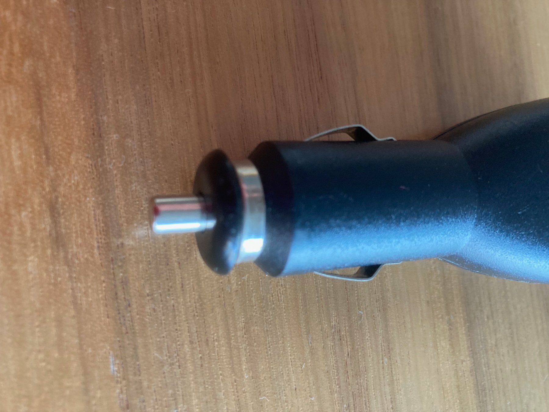 Laufwerke & Adapter: Autoladegerät mit USB Input 12/24V / Output 5.0V – Gebraucht aus Emmenbrücke von Pharuk 3