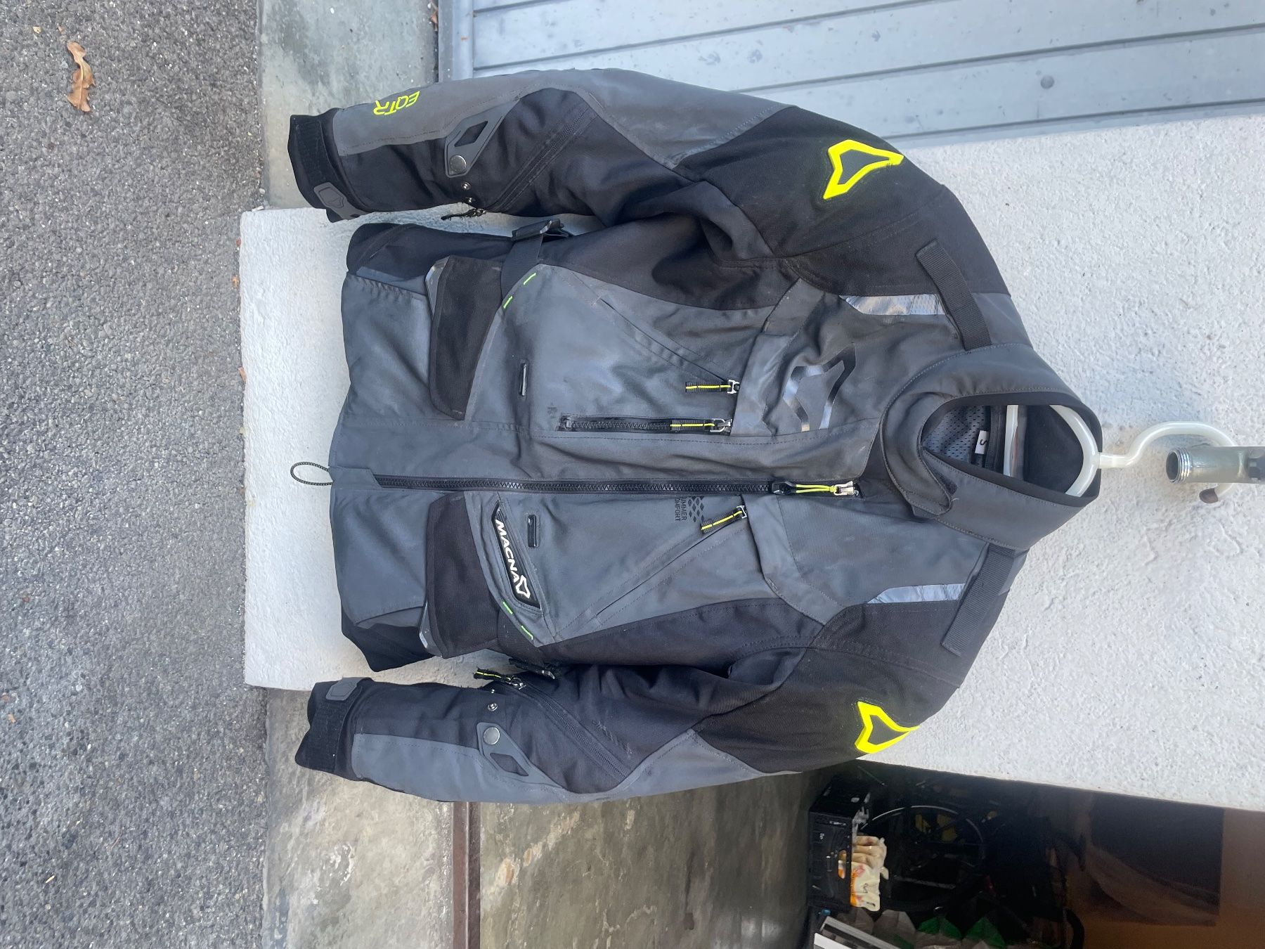 Giacche: Reflektierende Motorradjacke – Usato da Trimbach venduto da lar_dxh5