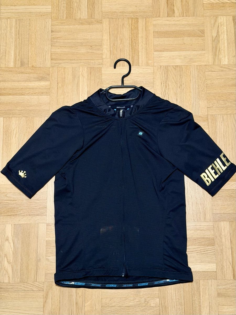 Canottiere & Pantaloni: Biehler Supreme Jersey, Grösse M, – Usato da Rheinfelden venduto da DA__RIO