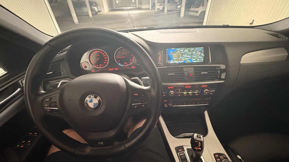BMW Automobili: BMW X4 xDrive20 Diesel – Usato da Au SG venduto da ngashi 6